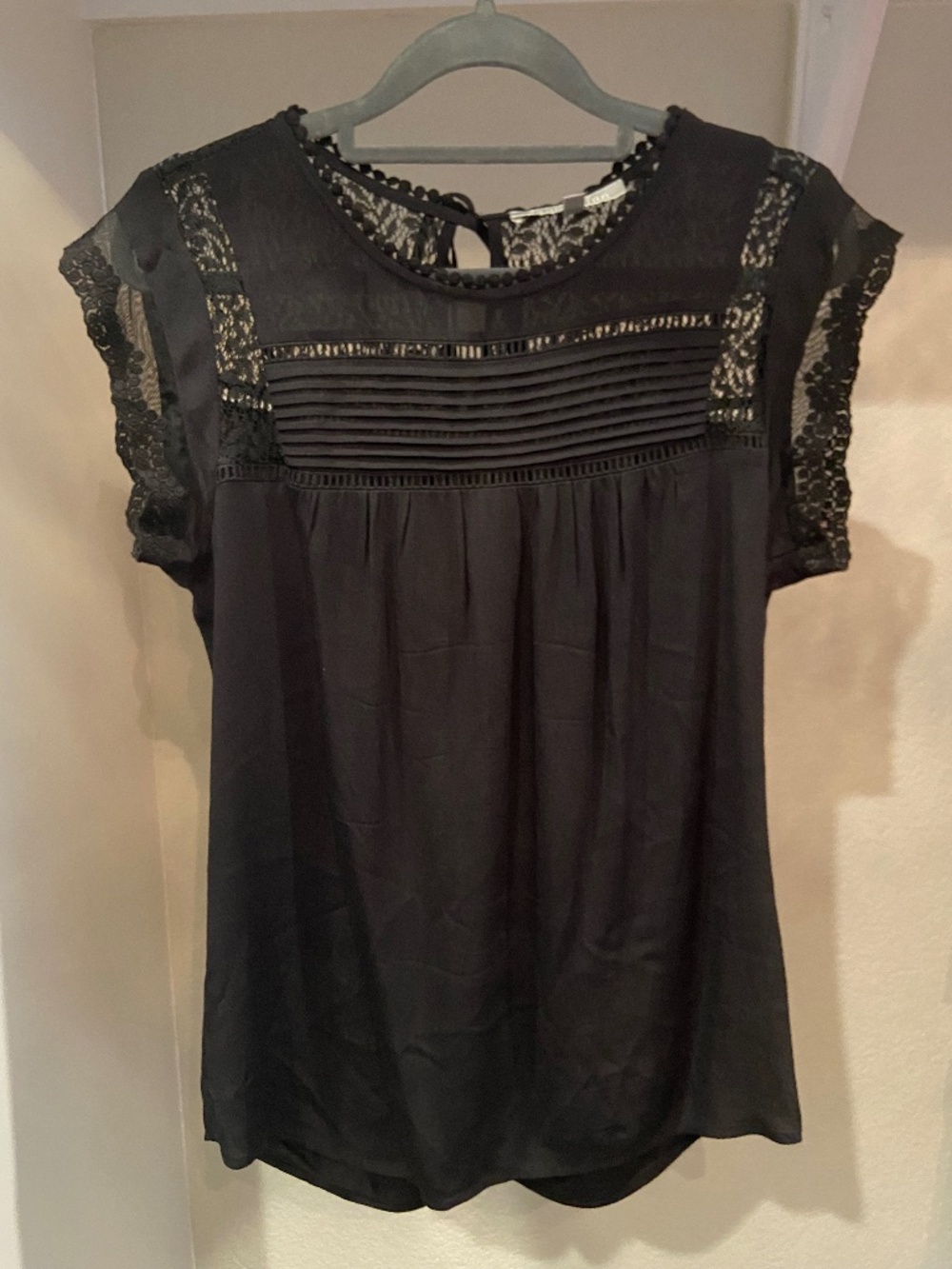 Daniel Rainn Black Lace Short Sleeve Blouse - Size S